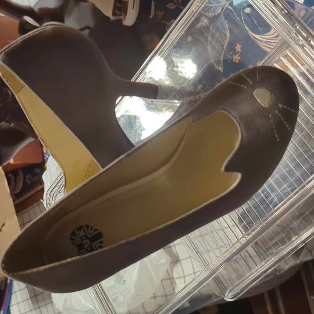 TUK cat heels.